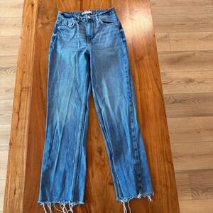 Zara Women's Straight Leg Blue Jeans  Size 2